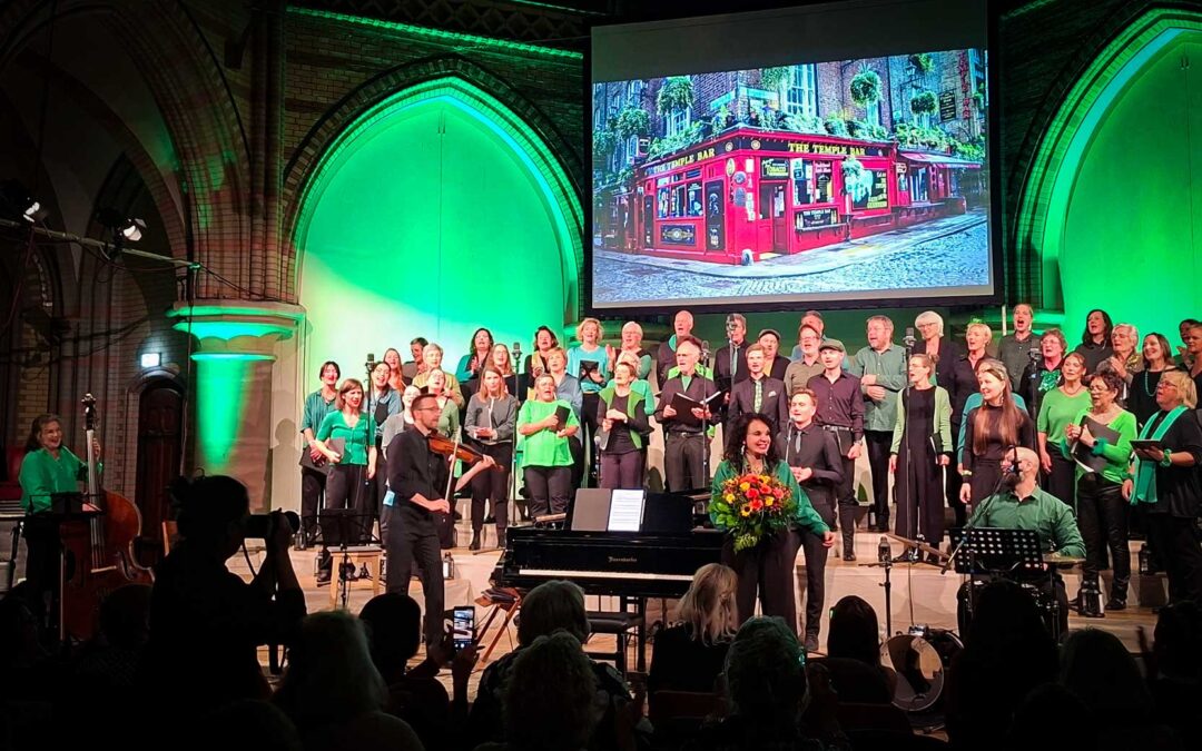 Sing mit! Irish Folk & Pop-Hymnen mit den SINGING SUES
